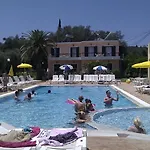 Yianetta Hotel Apartments